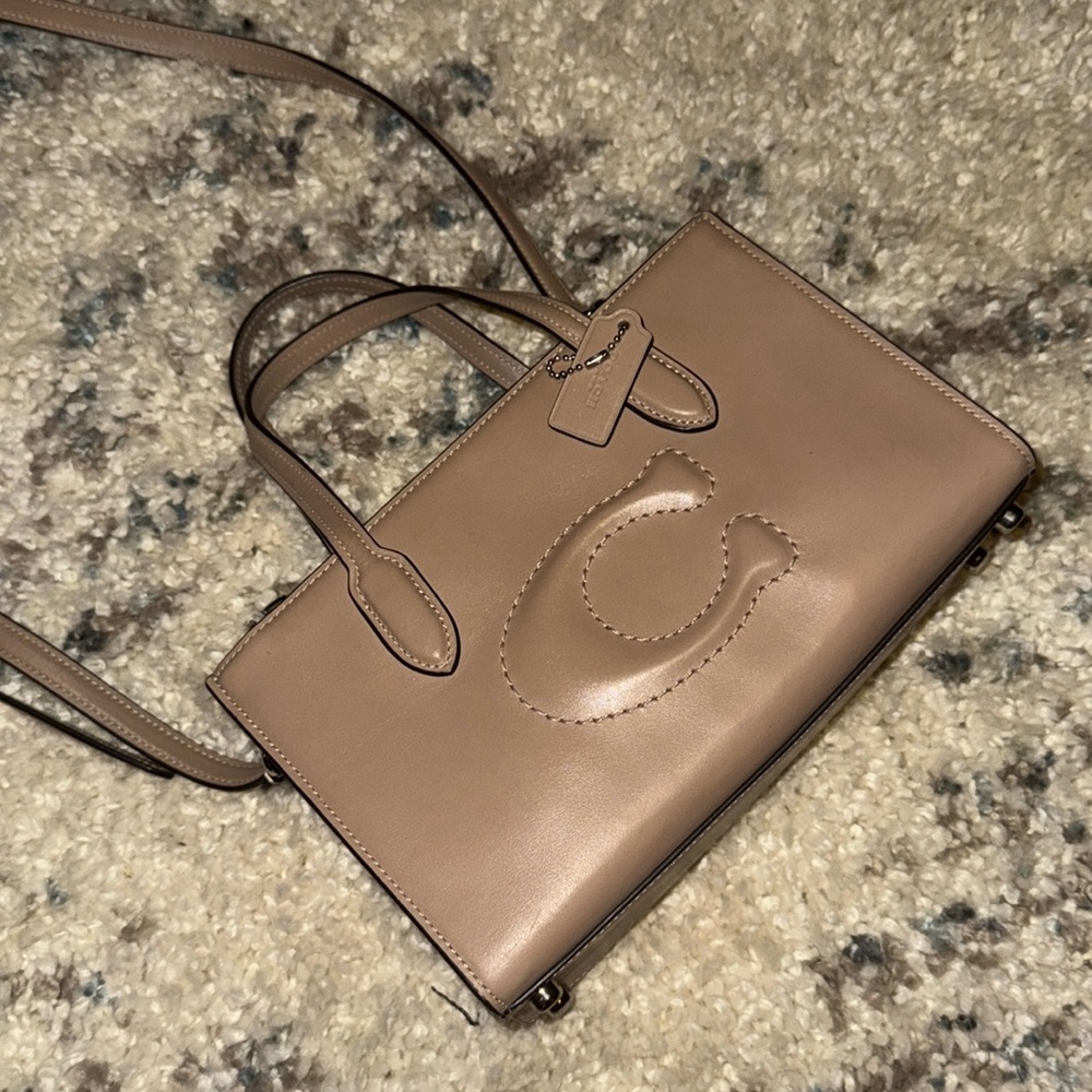 Coach Nina Small Leather purse